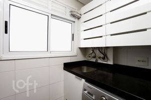 Image 7 - 869438