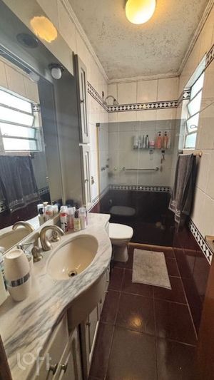 Image 9 - 869440