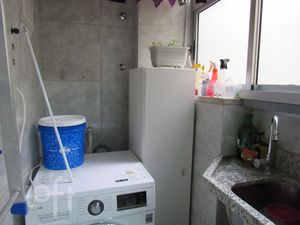 Image 5 - 869446