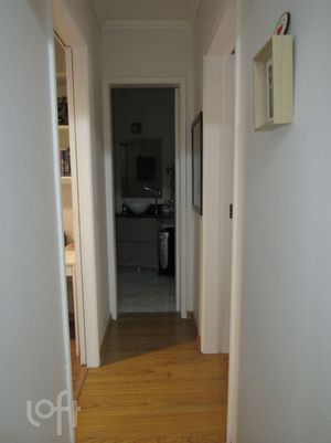 Image 6 - 869446