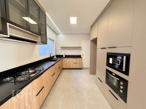 Image 9 - 869451