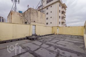 Image 40 - 869457