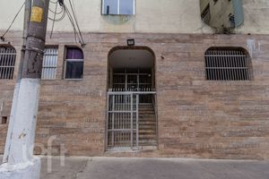 Image 42 - 869457