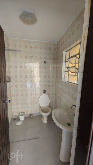 Image 19 - 869461