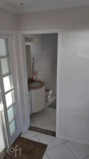 Image 4 - 869472