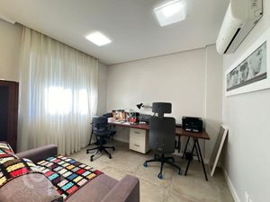 Image 1 - 869472