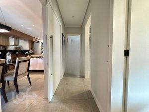 Image 5 - 869472