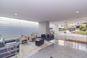 Image 35 - 869480