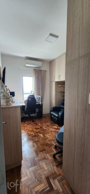 Image 10 - 869486