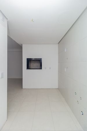 Image 27 - 869501