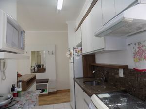 Image 12 - 869502