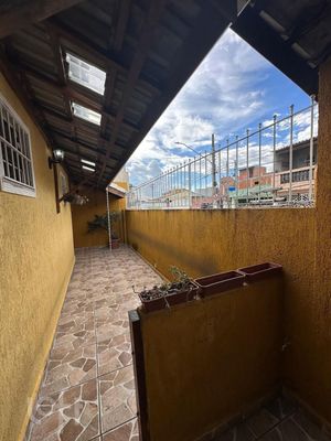 Image 12 - 869503