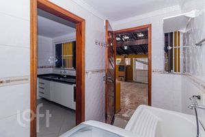 Image 22 - 869503