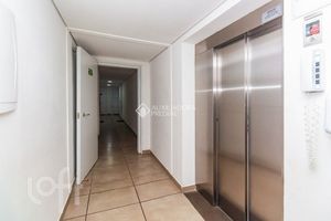 Image 33 - 869507