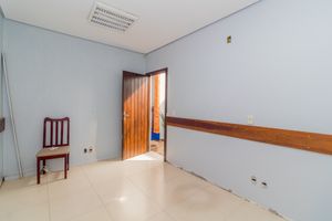 Image 49 - 869512