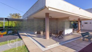 Image 37 - 869517