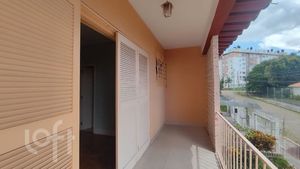 Image 5 - 869519