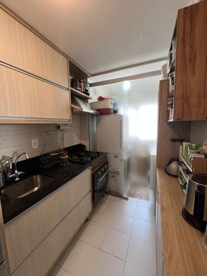 Image 1 - 869521