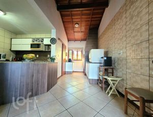 Image 11 - 869525