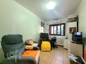 Image 17 - 869525