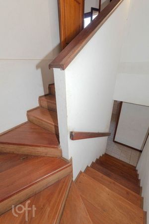 Image 9 - 869528