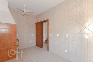 Image 5 - 869528
