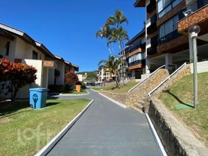 Image 38 - 869530