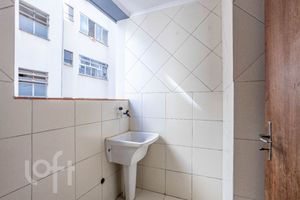 Image 6 - 869533