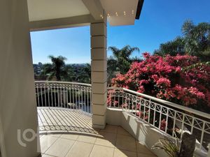 Image 9 - 869537
