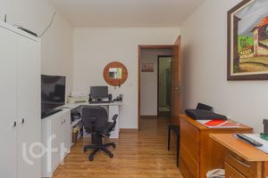 Image 3 - 869541