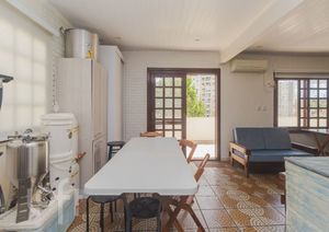 Image 15 - 869541