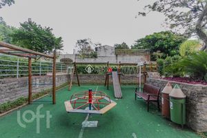 Image 5 - 869544