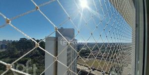 Image 1 - 869560