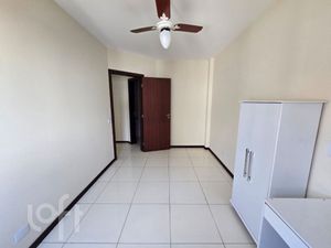 Image 9 - 869561