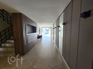 Image 22 - 869561