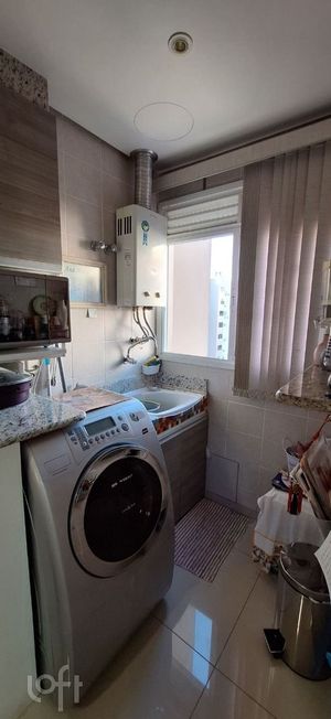 Image 10 - 869562
