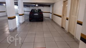 Image 29 - 869567