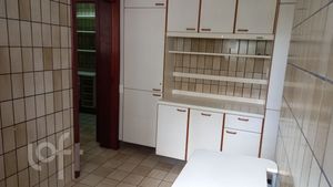 Image 11 - 869567