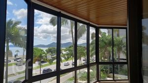 Image 1 - 869567