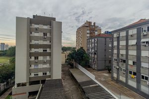 Image 14 - 869569