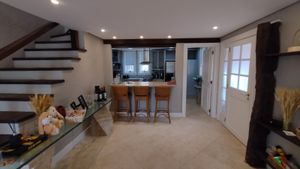 Image 3 - 869572