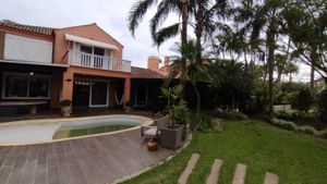 Image 5 - 869572
