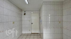 Image 32 - 869573