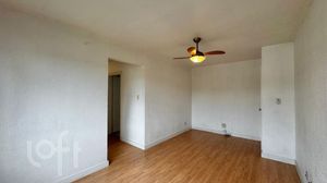Image 6 - 869573
