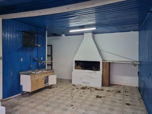 Image 10 - 869578