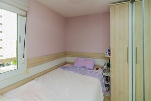 Image 18 - 869588