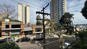 Image 35 - 869597