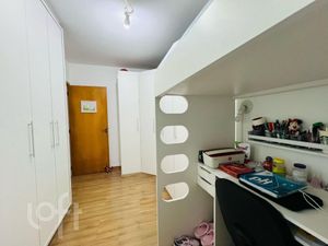 Image 13 - 869601