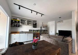 Image 4 - 869607