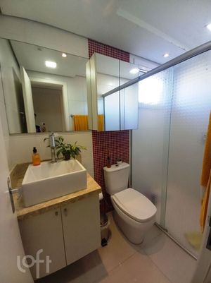 Image 8 - 869608